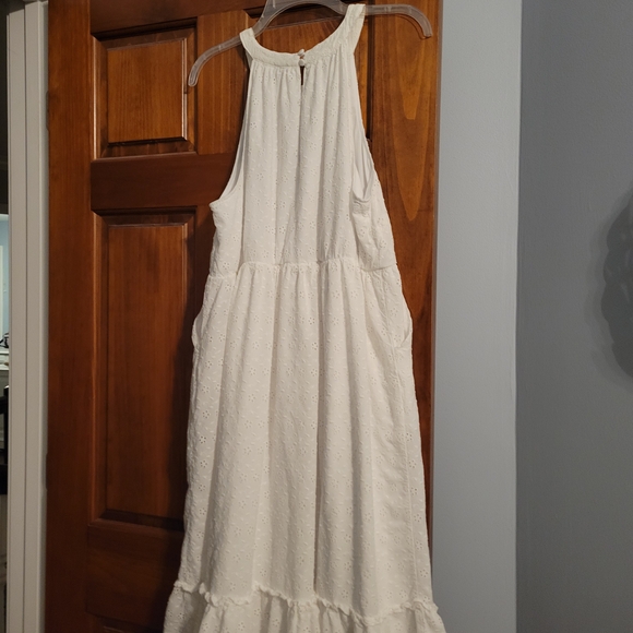 Torrid HALTER RUFFLE TIERED MIDI DRESS - VOILE EYELET WHITE SIZE 1 WORN ONCE - Picture 2 of 5